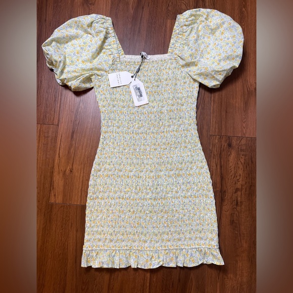 English Factory Yellow Floral Smocked Puff Sleeve Mini Dress Women’s S NWT - Picture 7 of 9